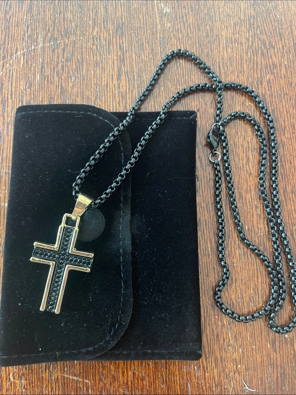 Men’s Cross on Round Box Chain. Lynx Stainless Black lon Plated. Gold Edge. NEW
